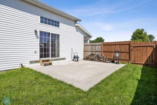 5120 8th Avenue S, Fargo, ND 58103