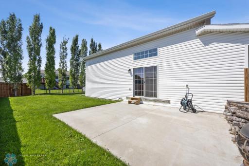 5120 8th Avenue S, Fargo, ND 58103