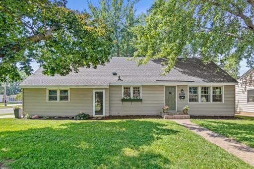 968 Scott Street S, Shakopee, MN 55379