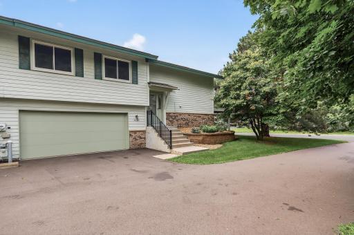 11139 Xavier Road, Minneapolis, MN 55437