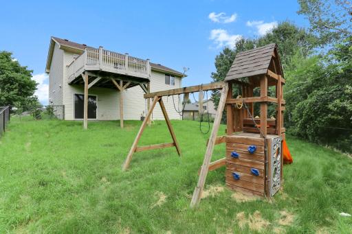 646 Driftwood Circle, Big Lake, MN 55309