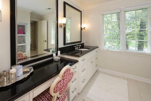 4905 Rolling Green Parkway, Minneapolis, MN 55436