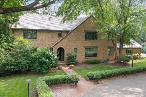 4905 Rolling Green Parkway, Minneapolis, MN 55436
