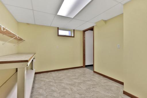 Lower Level work shop - craft room - office? Multi use room!