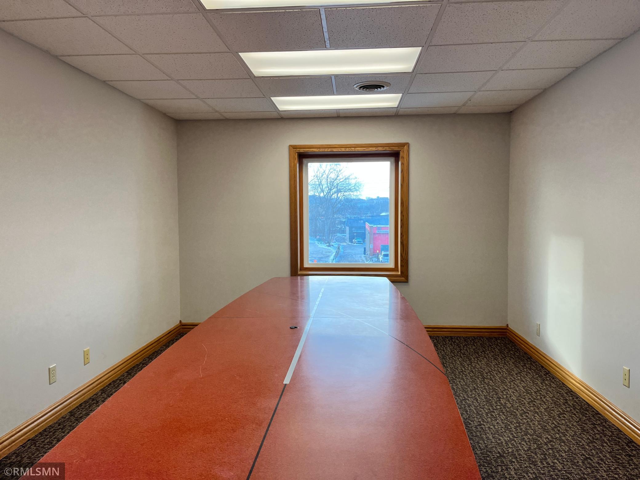 Suite 207