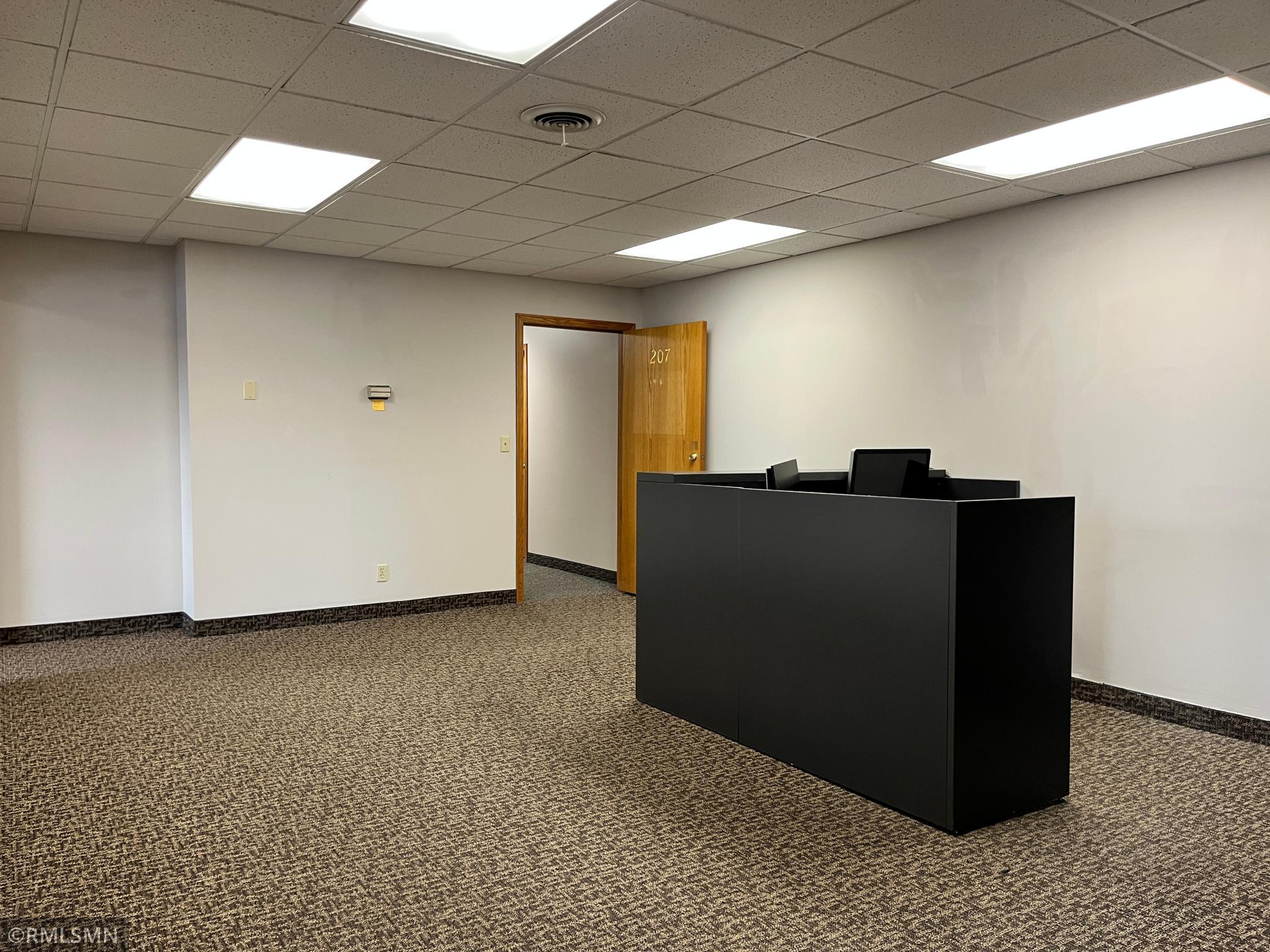 Suite 207