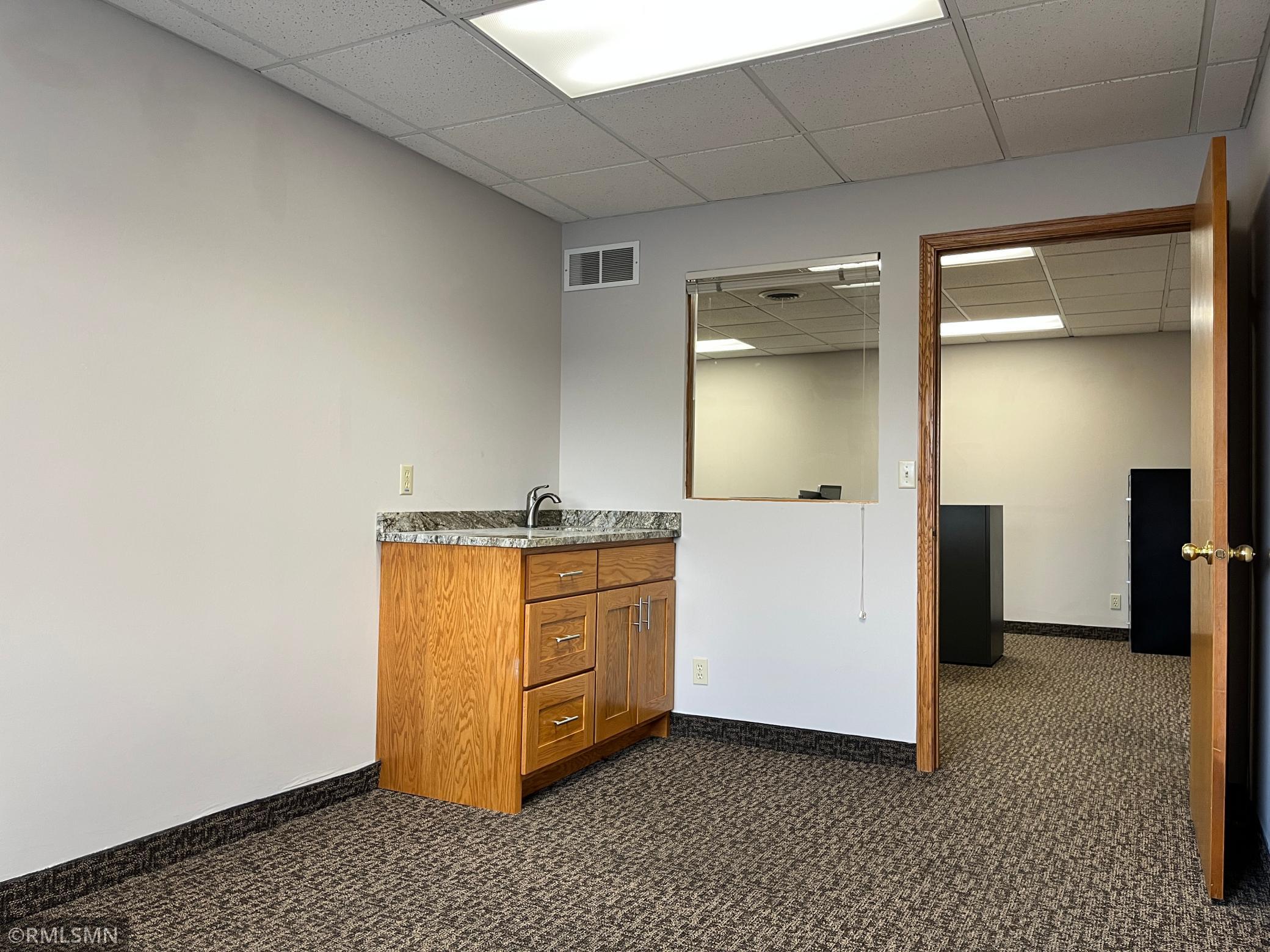 Suite 207