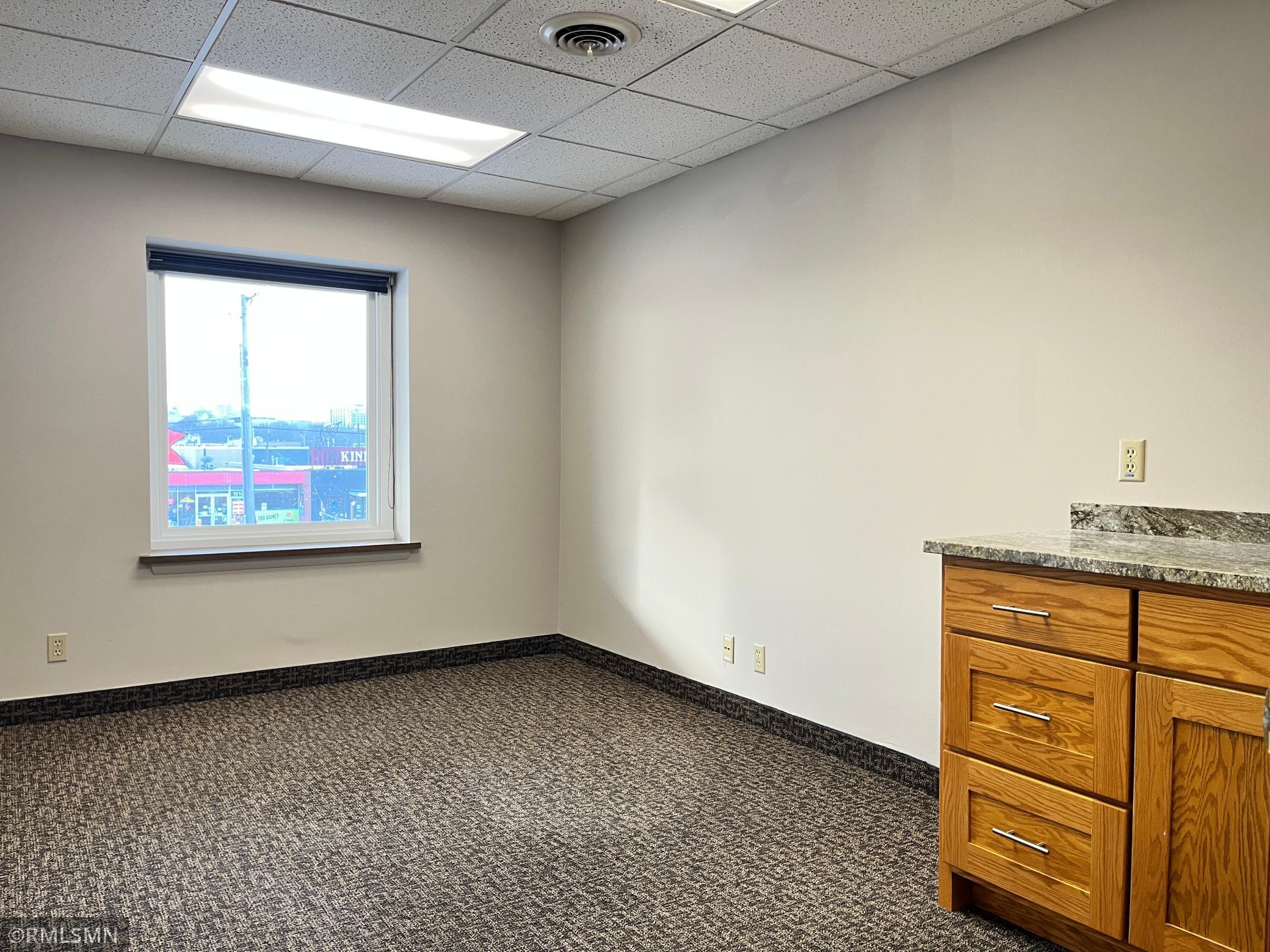 Suite 207