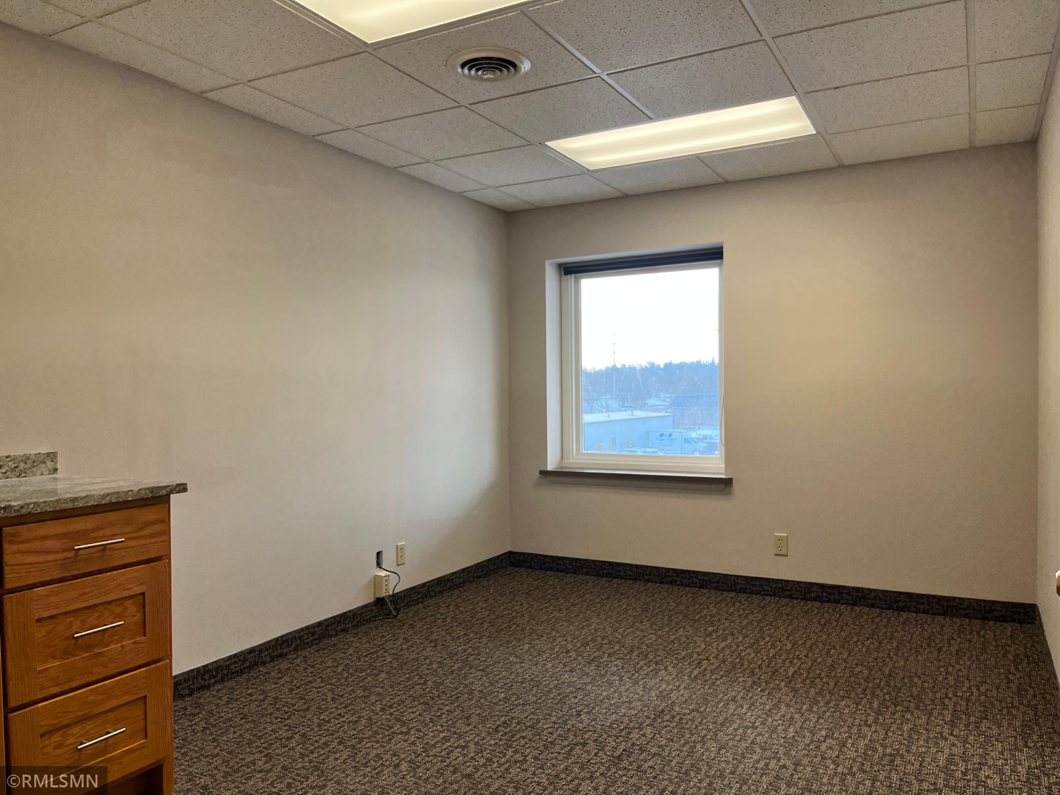 Suite 207