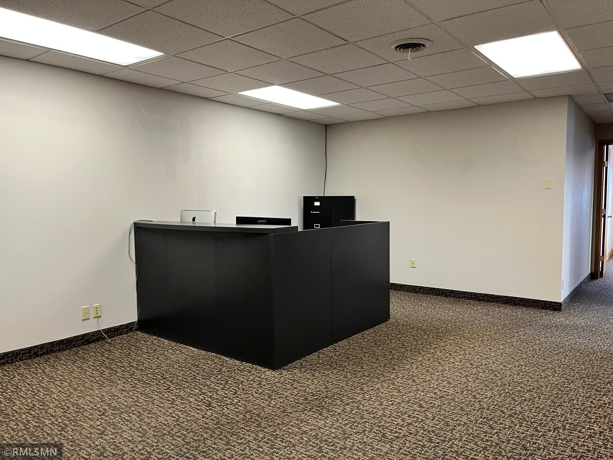 Suite 207