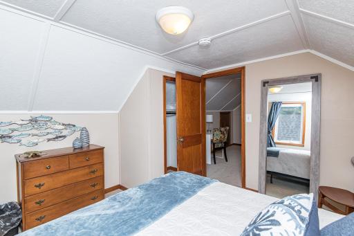 Upper Dressing Area.jpg