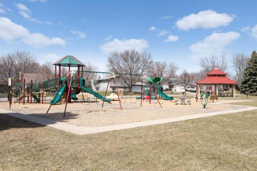 5220 Hummingbird Lane, 176, Farmington, MN 55024