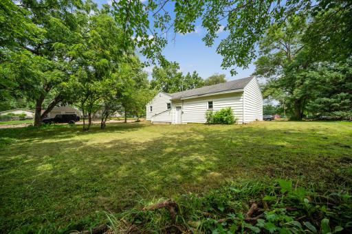 2032 7th Avenue, Mankato, MN 56001
