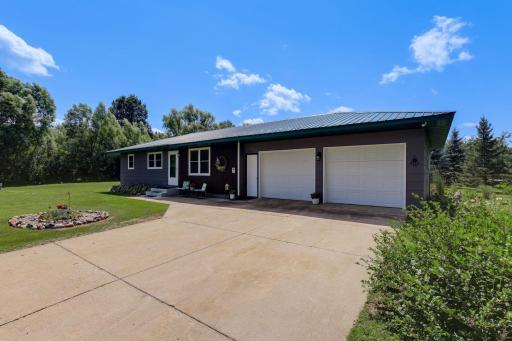 5810 324th Street, Cannon Falls, MN 55009