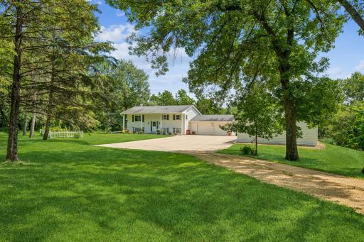 39877 County Road 20, Saint Peter, MN 56082