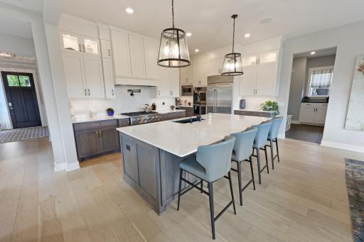 24565 Bentgrass Way, Excelsior, MN 55331