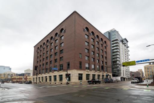 250 Park Avenue, 304, Minneapolis, MN 55415