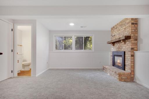 7707 York Lane N, Brooklyn Park, MN 55443