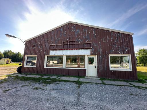 100 Main Ave, Bigfork, MN 56628