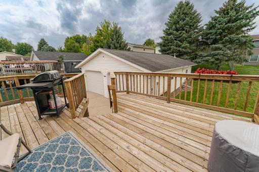 827 44th Avenue NW, Rochester, MN 55901