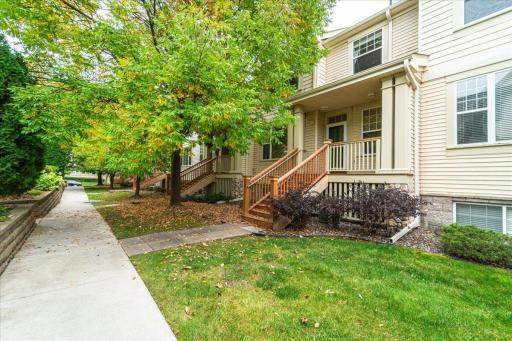 13888 52nd Avenue N, Plymouth, MN 55446