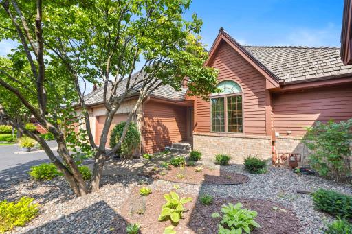 10955 57th Avenue N, Minneapolis, MN 55442