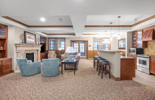 1940 Fulham Street, 104, Roseville, MN 55113