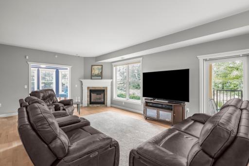 1940 Fulham Street, 104, Roseville, MN 55113