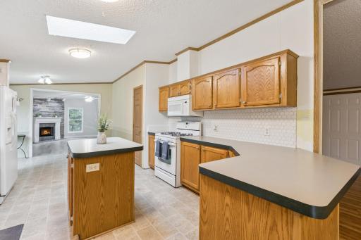 25617 98th Street NW, Zimmerman, MN 55398