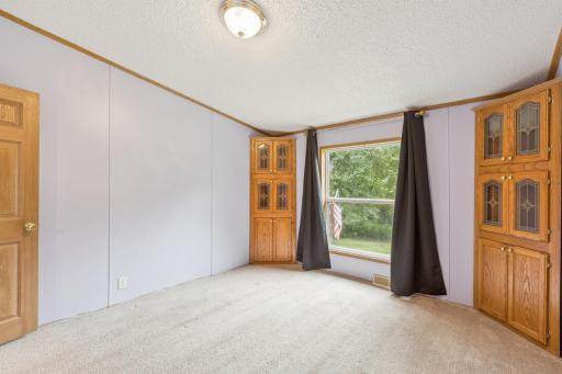 25617 98th Street NW, Zimmerman, MN 55398