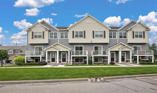 9690 Independence Circle, 2, Chanhassen, MN 55317