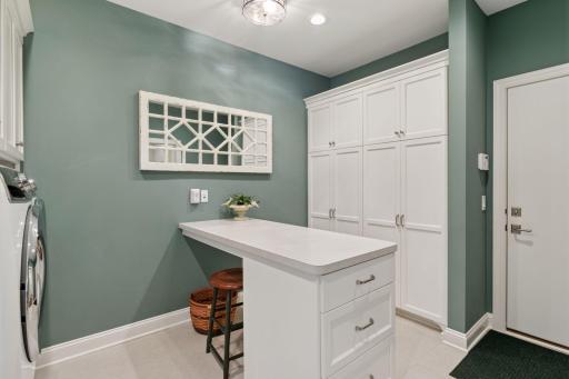 299 Bellwether Path, Wayzata, MN 55391