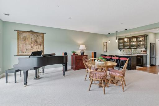 299 Bellwether Path, Wayzata, MN 55391