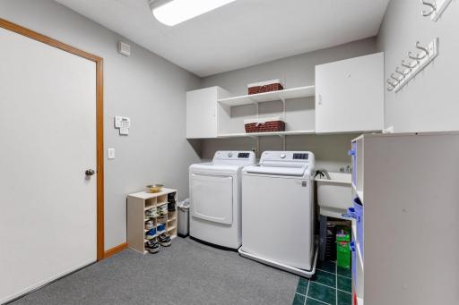 16370 Goodview Trail, Lakeville, MN 55044