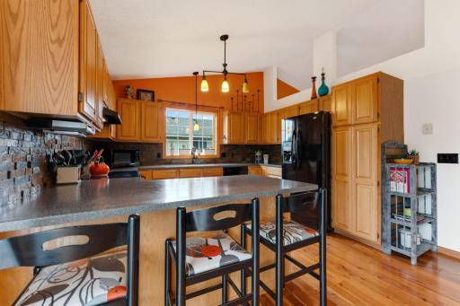 16370 Goodview Trail, Lakeville, MN 55044