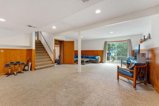 16370 Goodview Trail, Lakeville, MN 55044