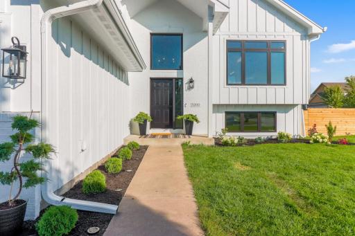 5200 Kalenda Court NE, Albertville, MN 55301
