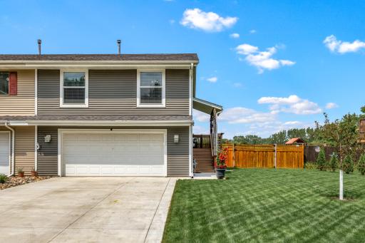 7791 Upper 167th Street W, Lakeville, MN 55044