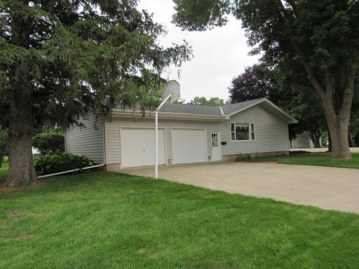 204 7th Street NE, Fulda, MN 56131