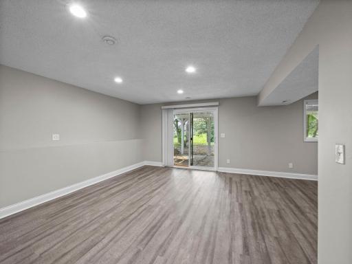 33-web-or-mls-5900 W 139th St (164 of 187).jpg
