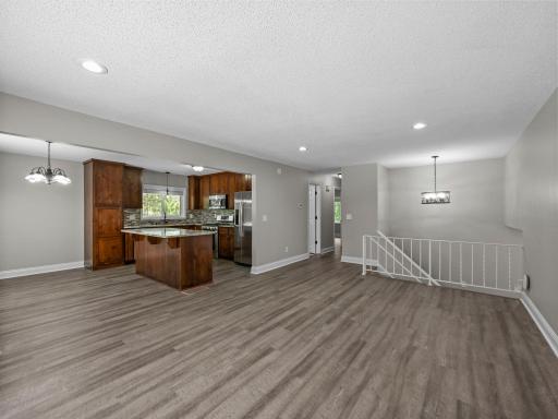 12-web-or-mls-5900 W 139th St (83 of 187).jpg