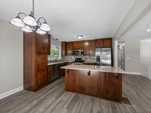 13-web-or-mls-5900 W 139th St (91 of 187).jpg