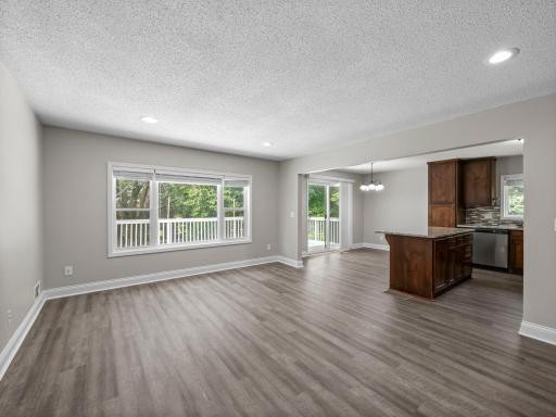 11-web-or-mls-5900 W 139th St (79 of 187).jpg