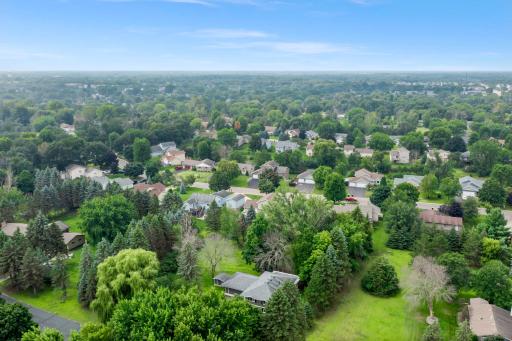 54-web-or-mls-5900 W 139th St (12 of 187).jpg