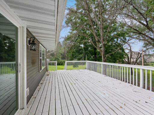 45-web-or-mls-5900 W 139th St (67 of 187).jpg