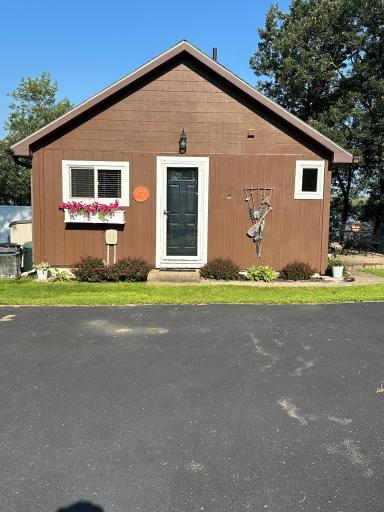 2586 Lake Cochrane Drive W, Gary, SD 57237