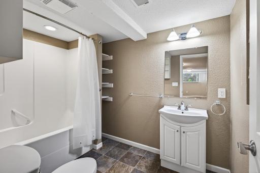 3338 Library Lane, Minneapolis, MN 55426