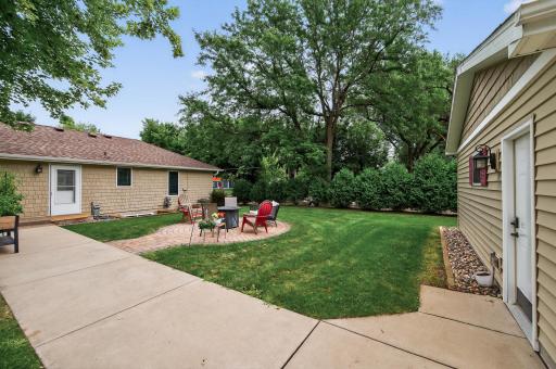 3338 Library Lane, Minneapolis, MN 55426