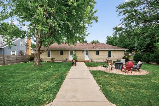 3338 Library Lane, Minneapolis, MN 55426