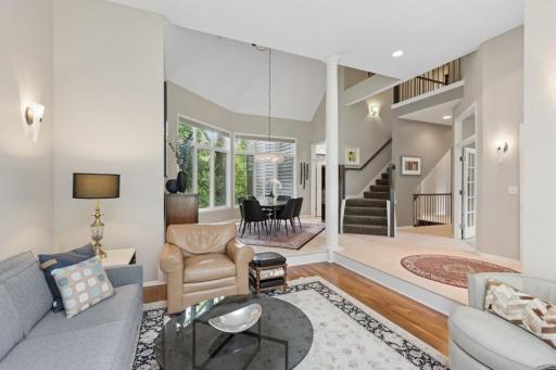 14701 Summit Oaks Drive, Burnsville, MN 55337